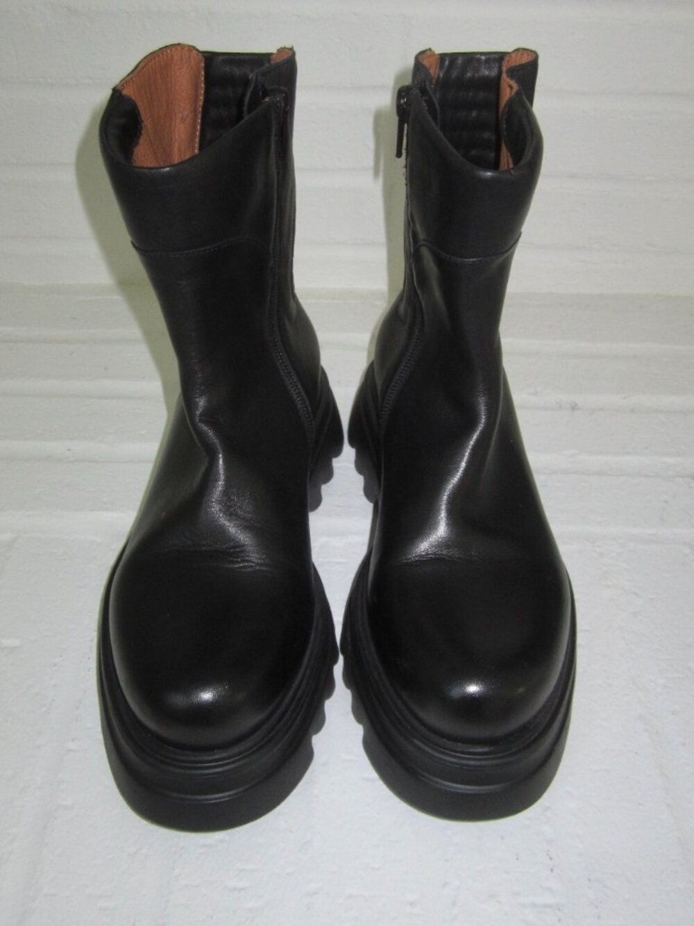 THEA MIKA Black Leather Moto Boots Quilted Back Chunky Sole Women’s 37